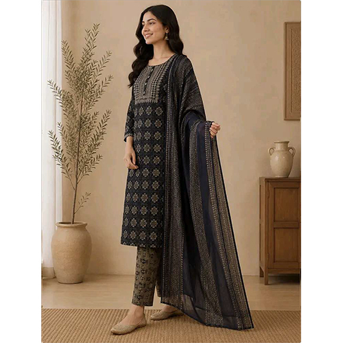 Womens Cherry Blue  Floral Printed Rayon Fabric Kurtha Set With Dupatta