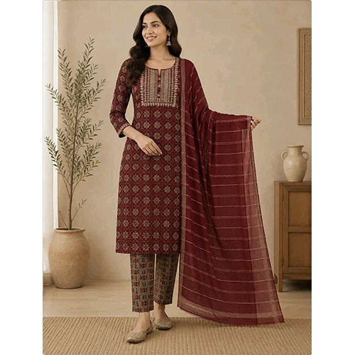 Womens Red Floral Printed Rayon Fabric Kurtha Set With Dupatta