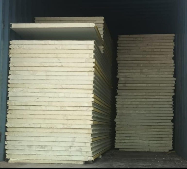 Puf Panels - Features: Insulated