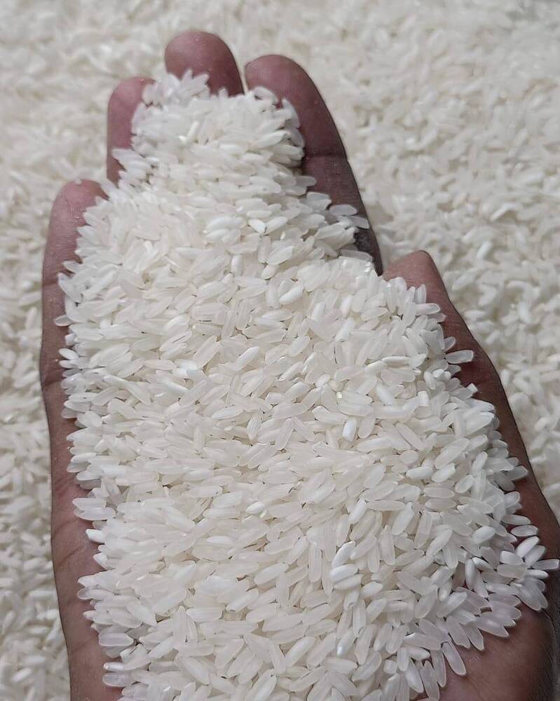 Brocken Raw Rice