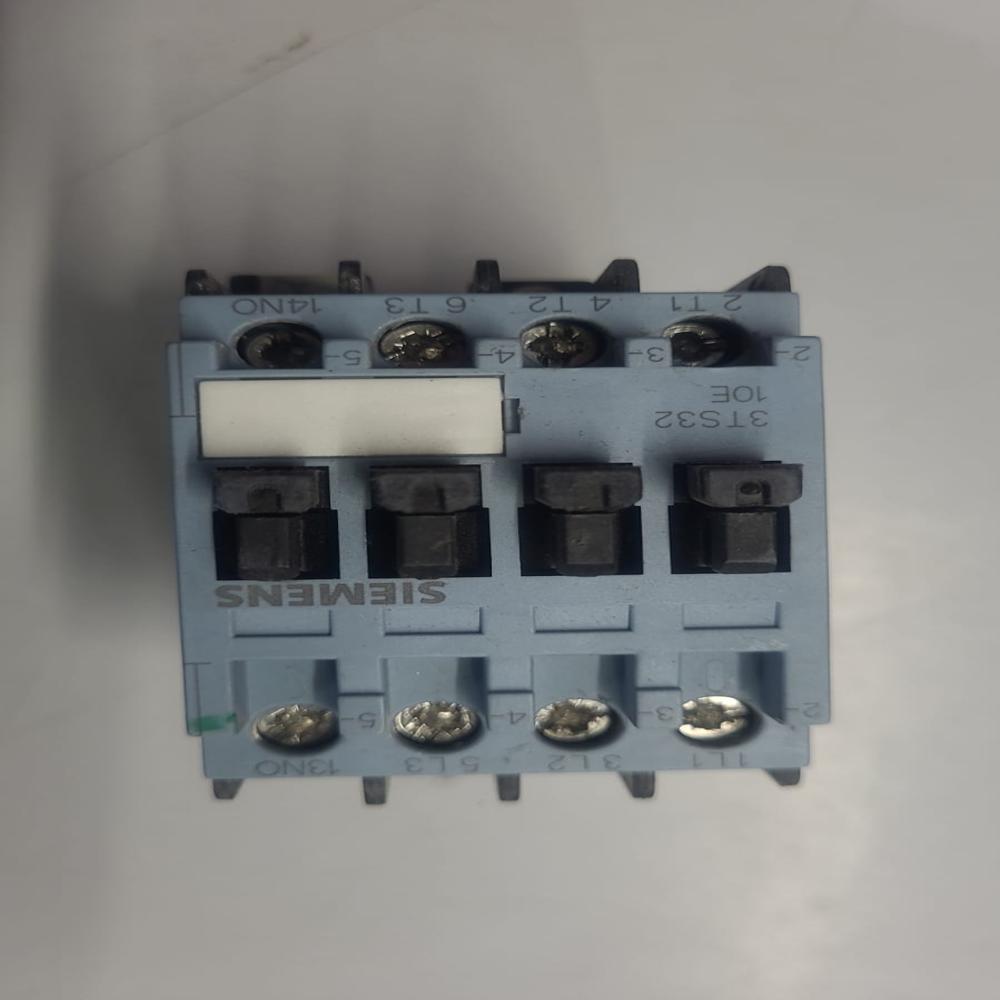 Outdoor Contactor Daikin Duct - Phase: Three Phase