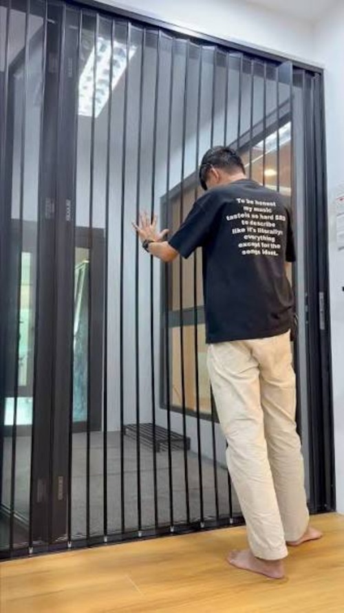 Polycarbonate Partition System