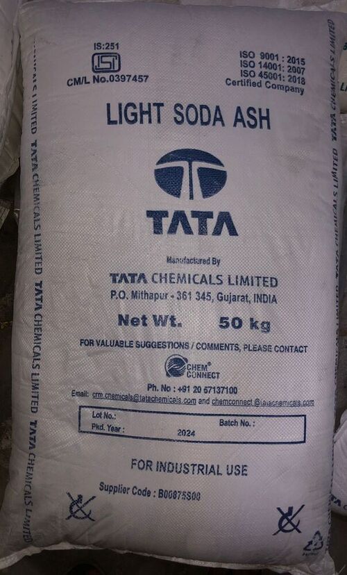 Soda Ash - Boiling Point: Decomposes At >400'c
