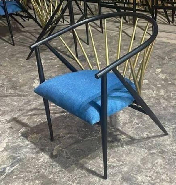 Designer Cafeteria Iron Chair