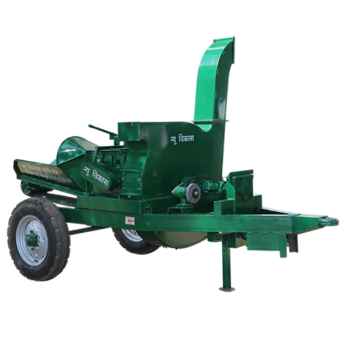 Operated 3 Outlet Chaff Cutter Tractor