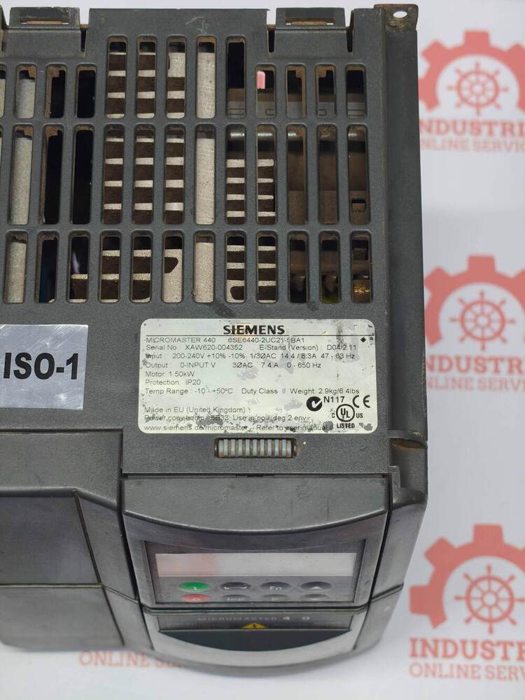 SIEMENS 6SE6440-2UC21-5BA1 1.5 kW (2.0 hp) Variable Frequency Drive (VFD)