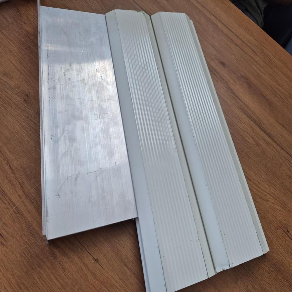 Automatic PUF Rolling Shutter