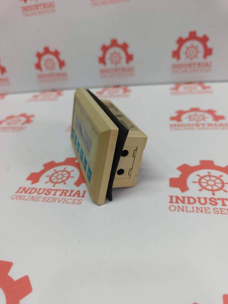 IDEC HG1X-252 Compact, 2-Line Character Text Display Operator Interface (HMI)