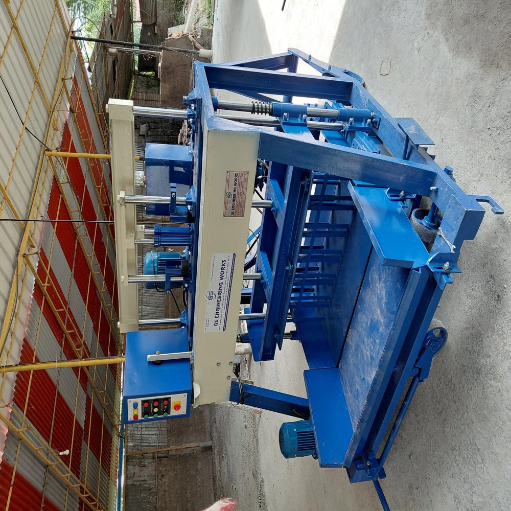 Hollow Block Making Machine - Capacity: 1200 Pcs/hr