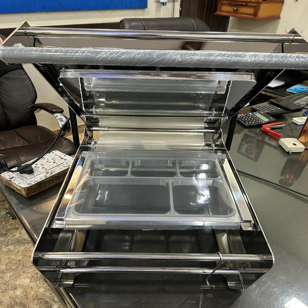 Meal Tray Sealing Machine