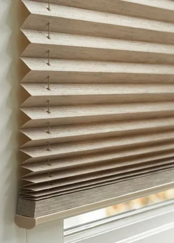 Honeycomb Pleated Roll