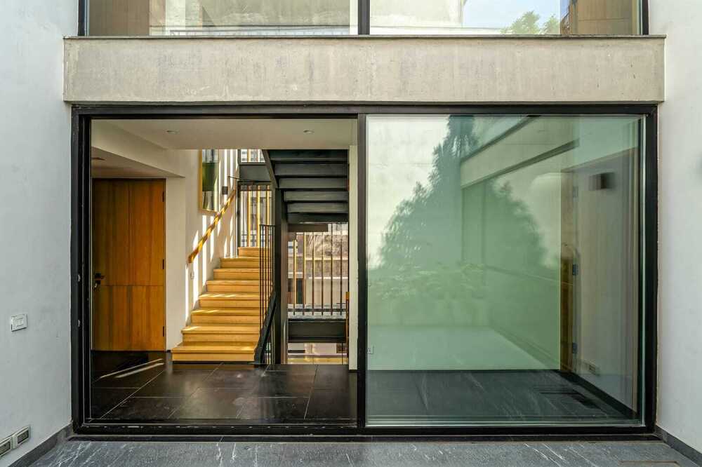 System Aluminium Sliding Doors - Color: Black (Frame); Glass - Transparent Or Frosted