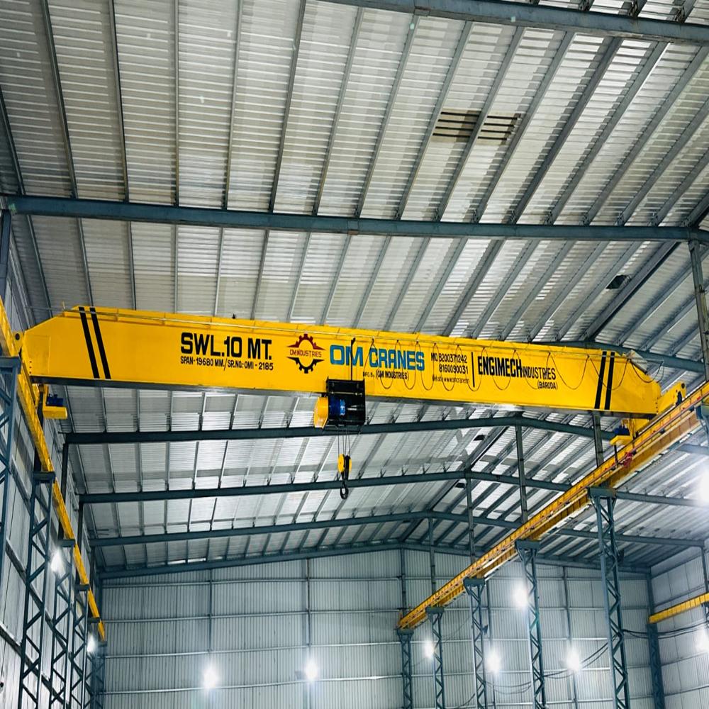 Single Girder Eot Cranes - Color: Yellow