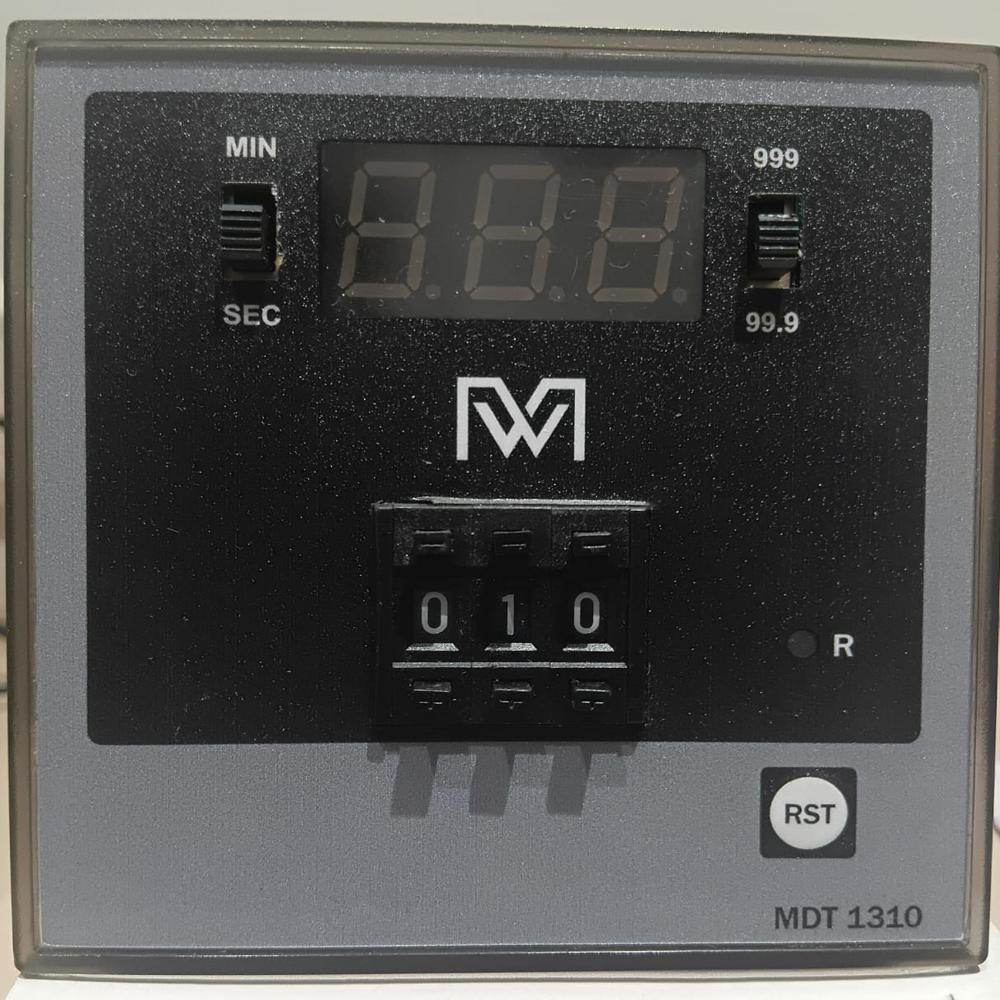 Mw Mdt 1310 Thumbwheel Timer - Color: Black & Grey
