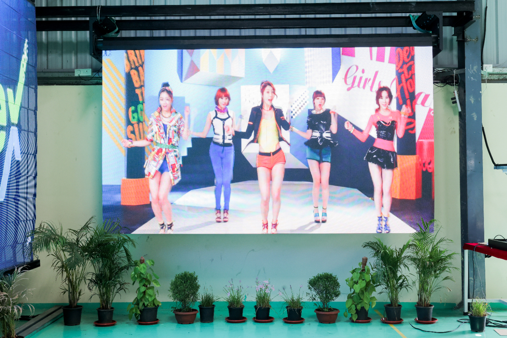Foldable LED Display