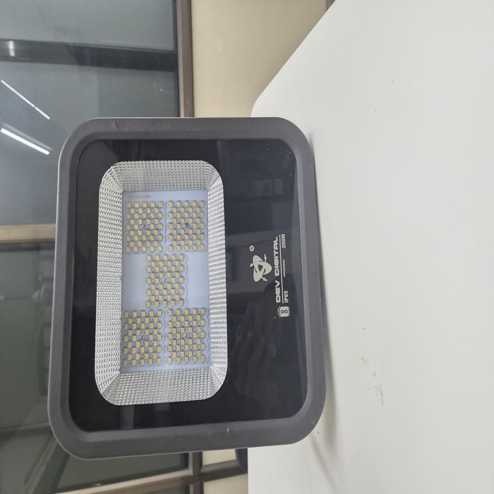 LED FLOOD LIGHT SLIM - 200W GALAXY WITH LENS