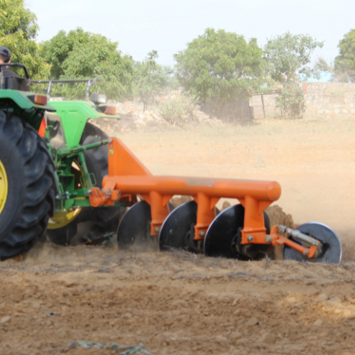 4 Bottom Disc Plough - Color: As Per Availability