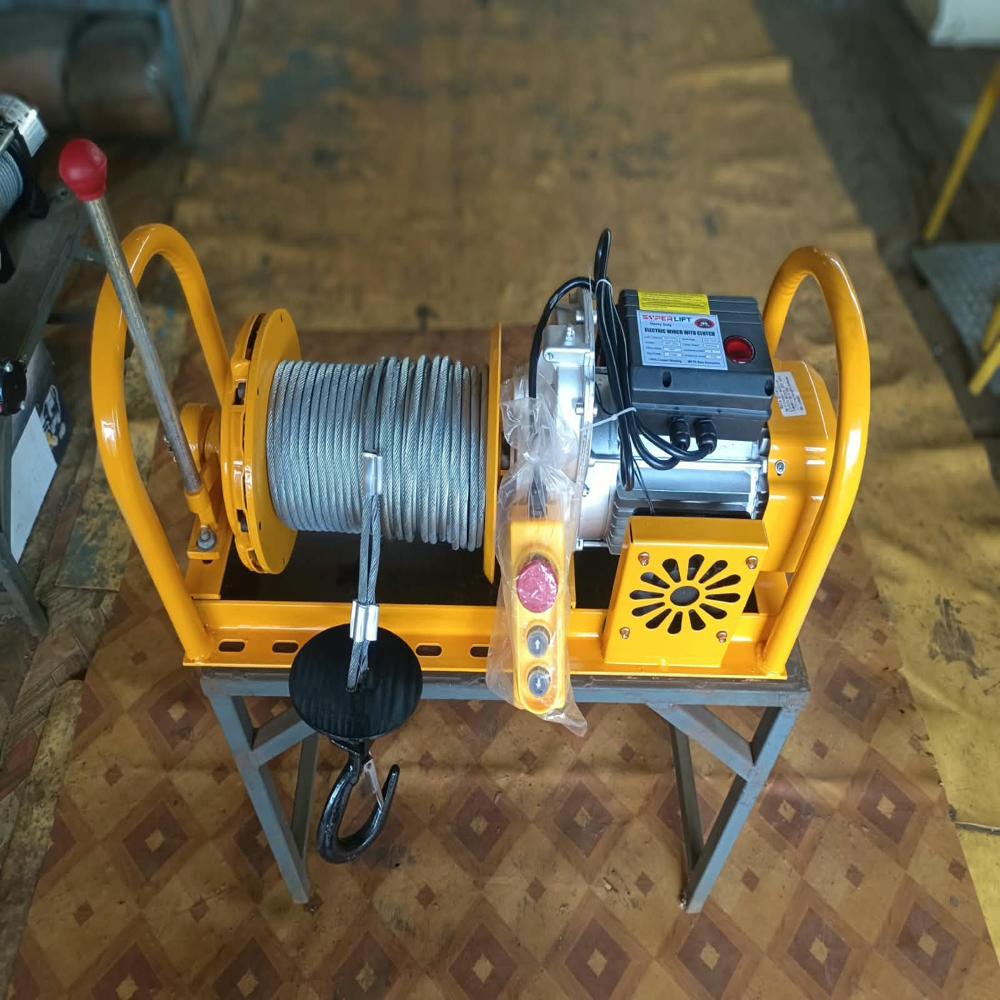 Clutch Winch With Handle 1Ton 50Mtr