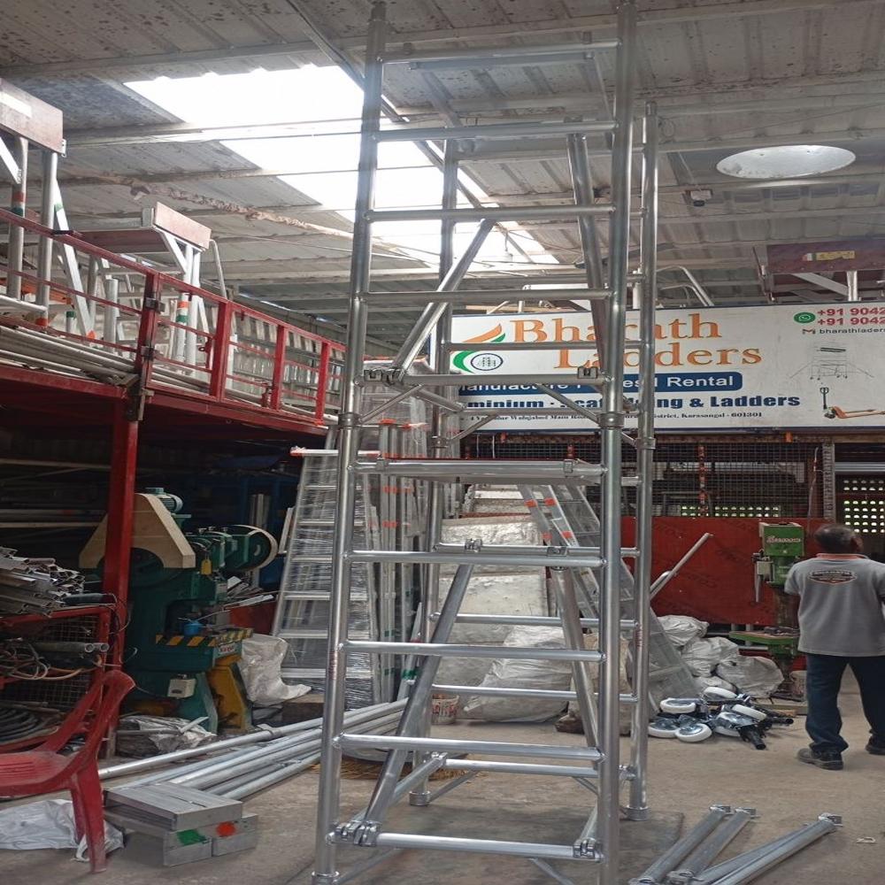 Chandelier Installation Aluminium Scaffold Tower - Application: Interior Refurbishing