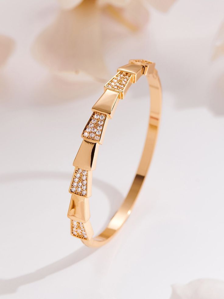 Kada Clip Type Bracelet