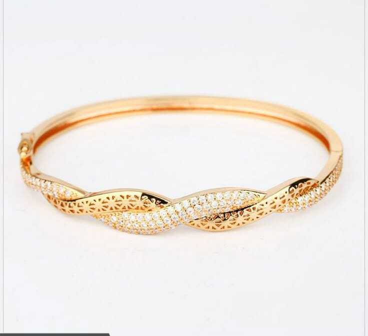Lattice Twist Diamond Vine Bracelet