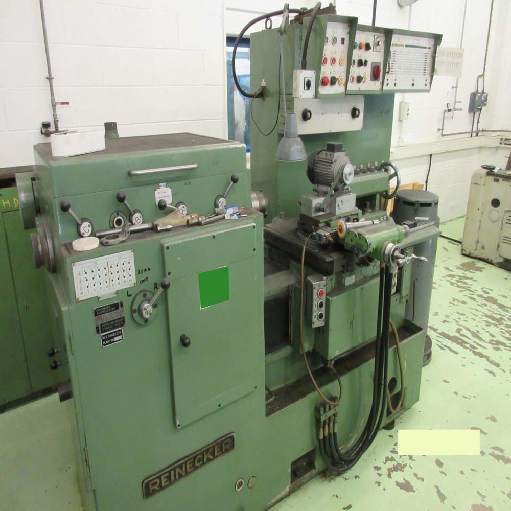 Reinecker Uhda10 Hob Relieving Lathes - Color: Green