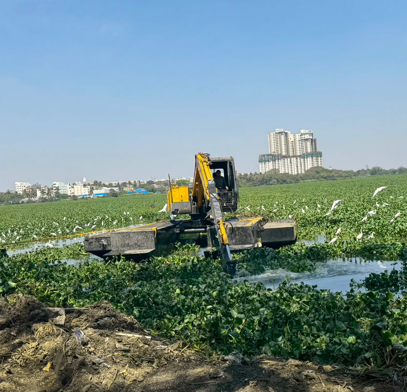Pontoon Excavator | Rudra Amphimax 100EP