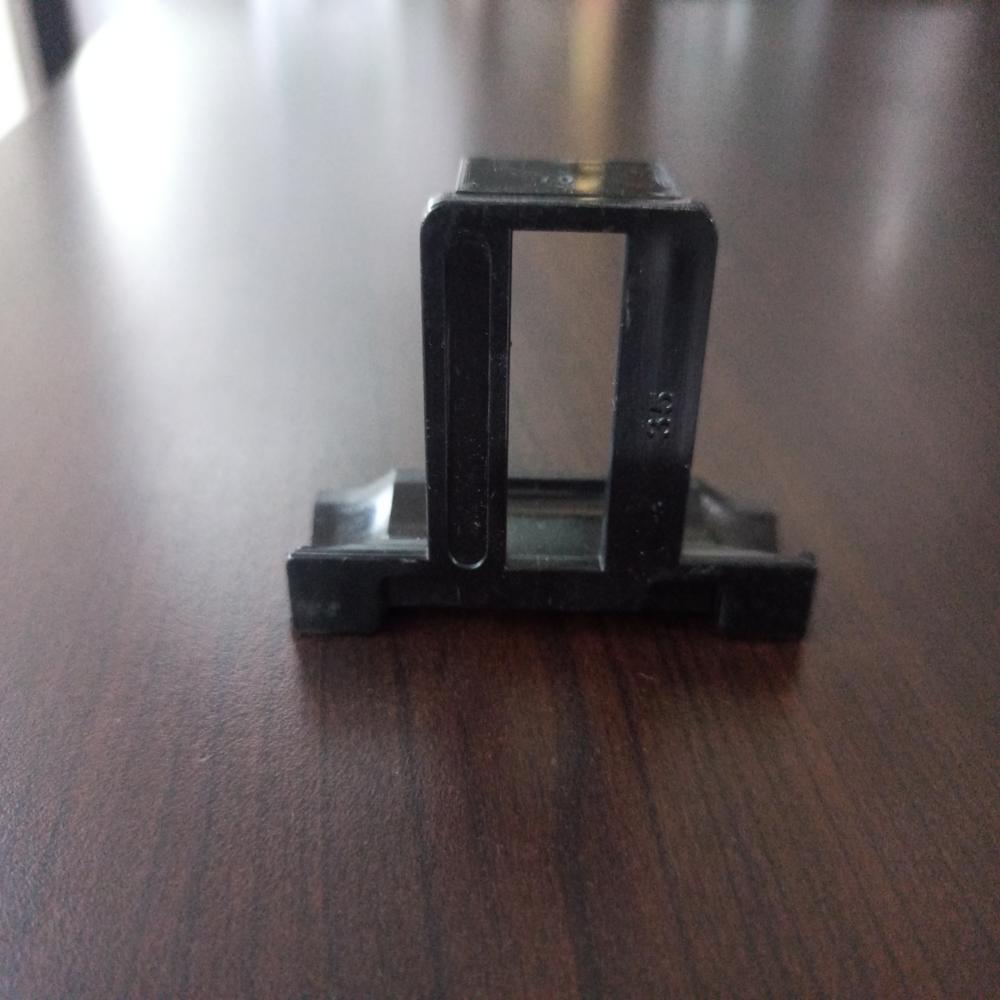 Water Drain clip for solar panel