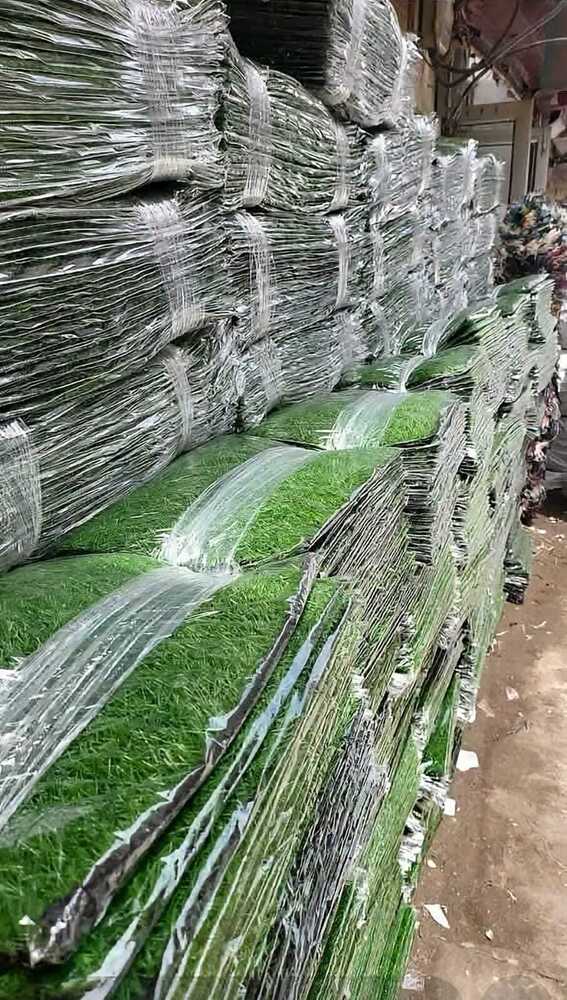 Artificial green grass turf mat