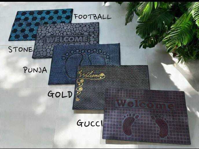 Rubber pin mat