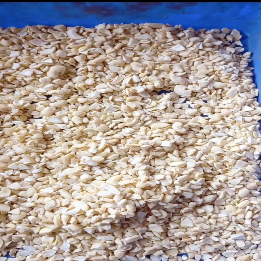 Cashew Nuts W400 (Kaju)