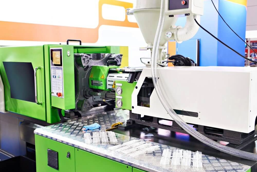 Injection Molding Machine Service