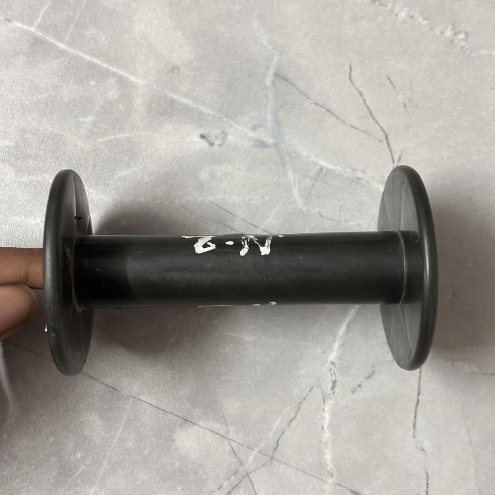 Plastic Bobbin - Color: Black