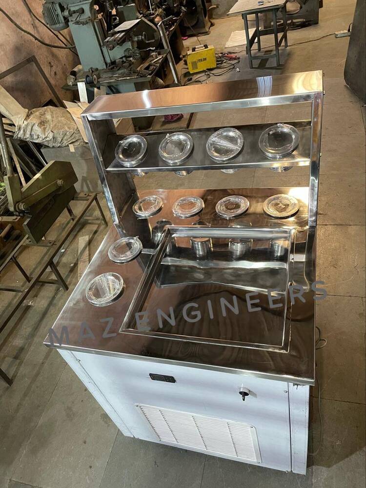 Round Pan Live Ice Cream Maker with 6 Topping Bins