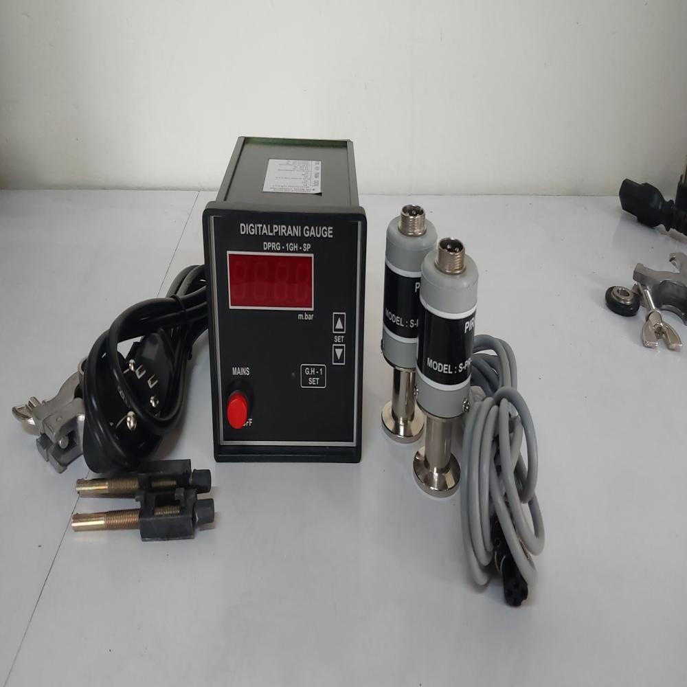 Pirani vacuum gauge