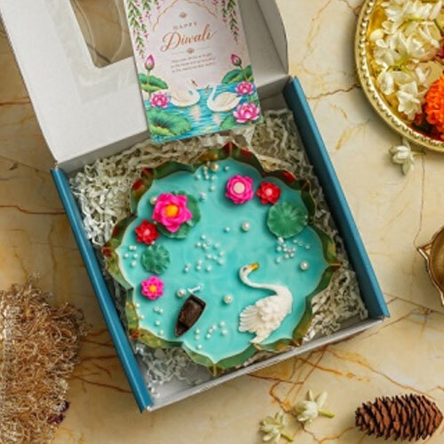 Diwali Gift Hamper- Swan And Sparkle Hamper