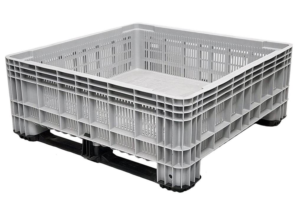 Plastic bin