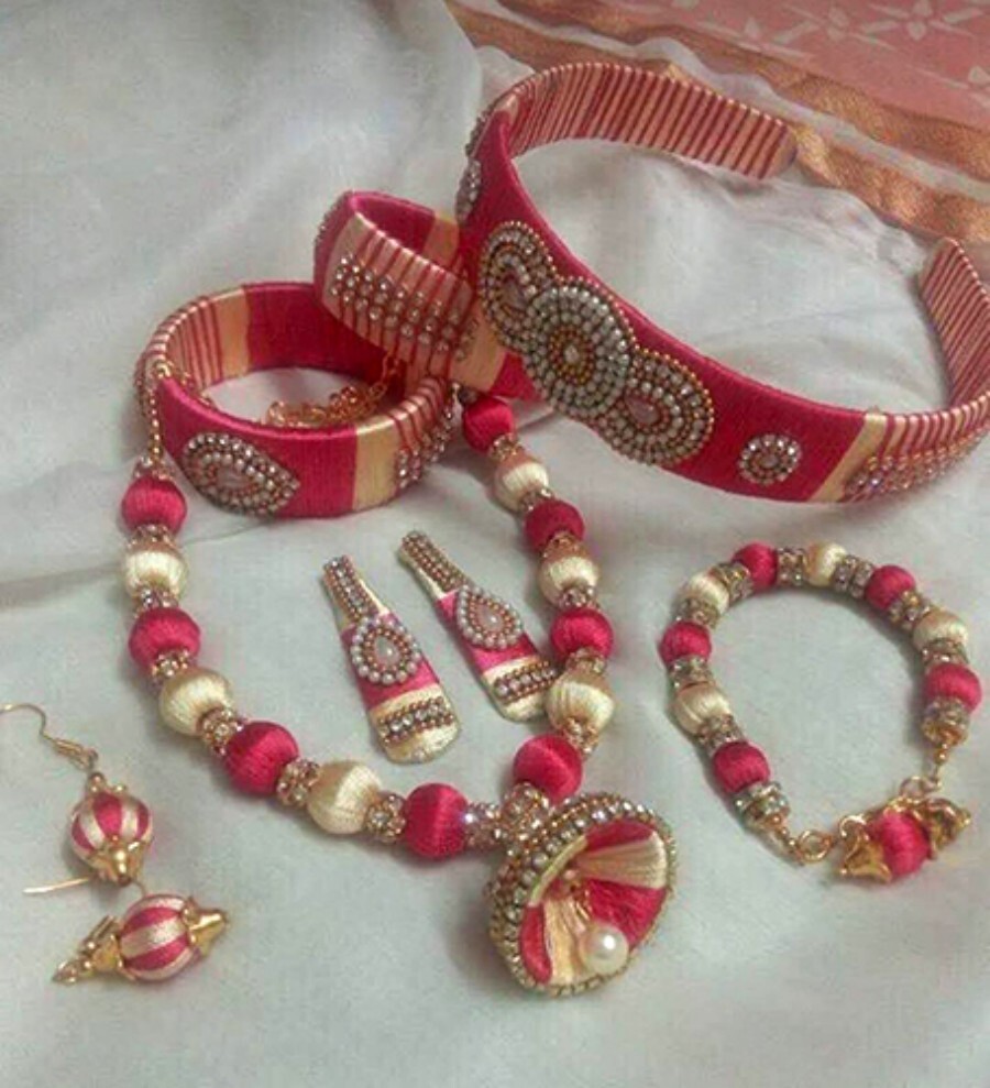 Silk Thread Jewelry Set - Gender: Women