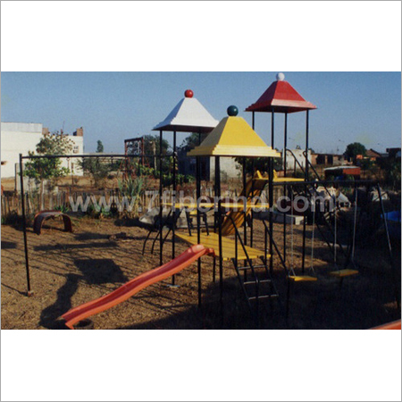 खेल का मैदान स्लाइड
