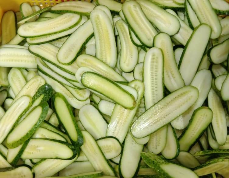 Sandwich Slice Gherkins