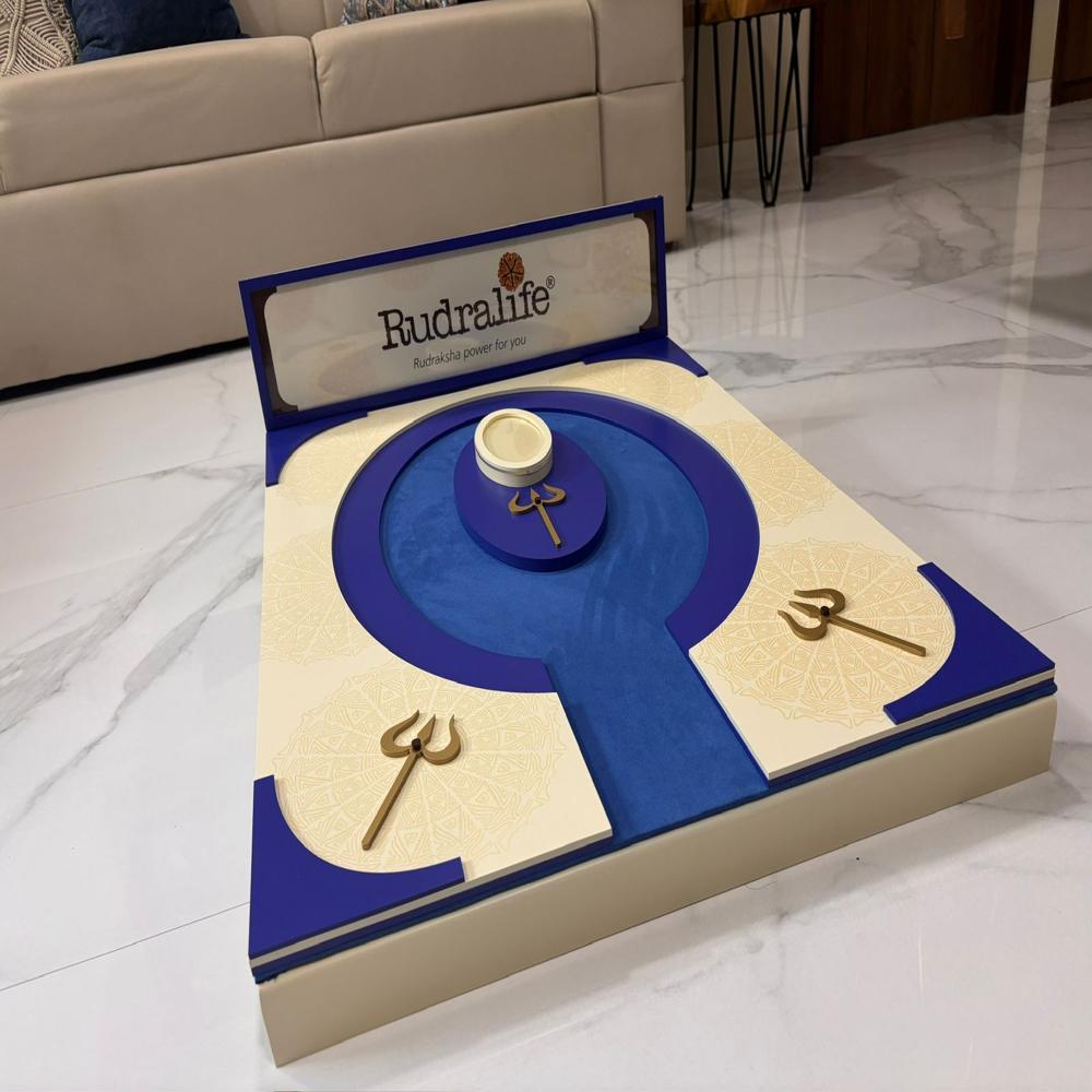 Square Jewelry Display