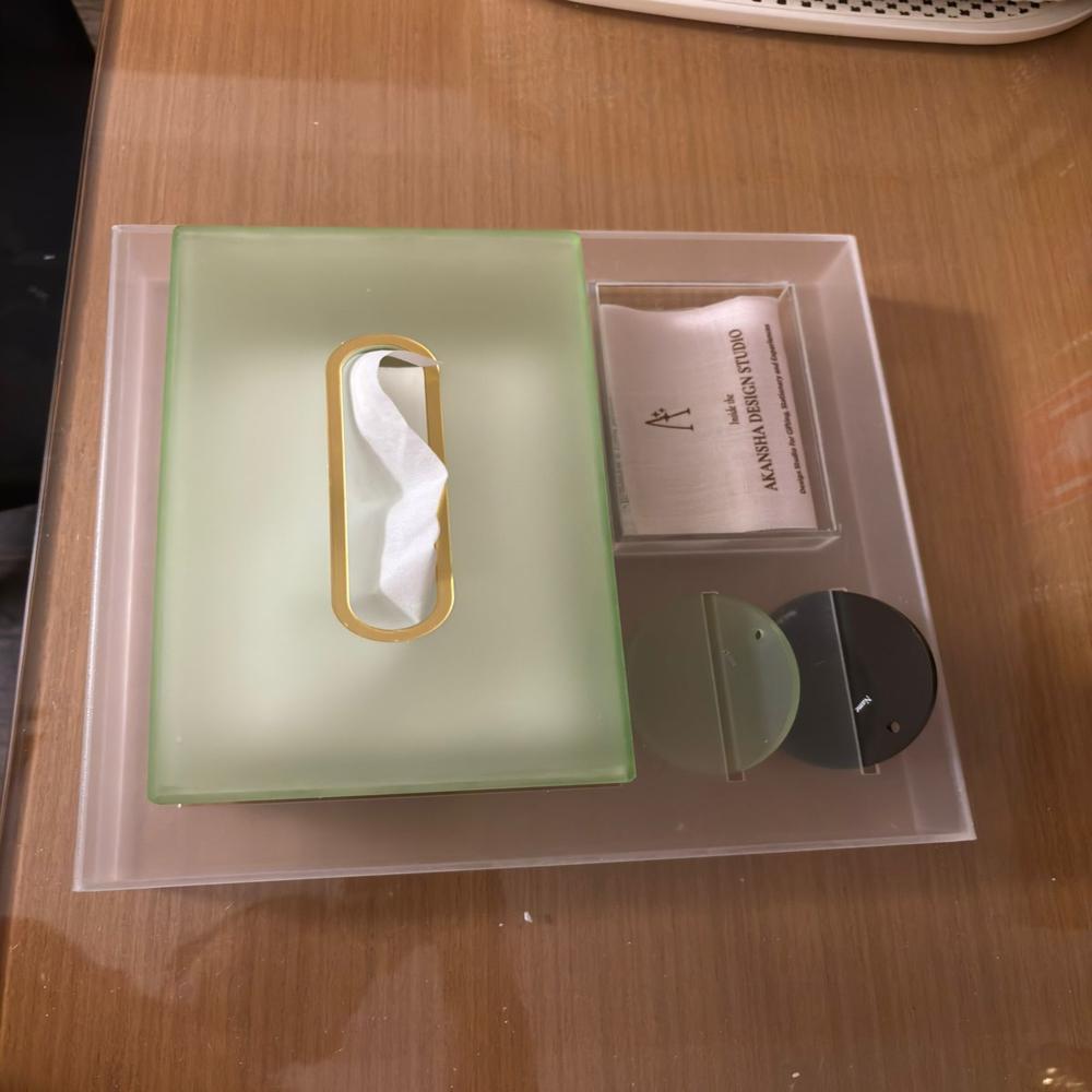 Acrylic Tray - Design Type: As Per Requirement