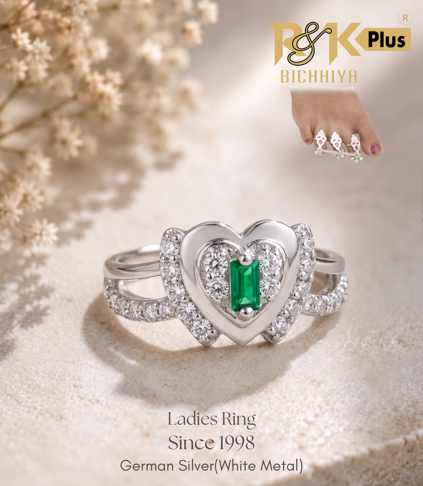 Ladies Heart Green Stone Ring