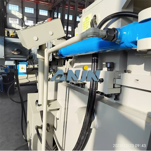 Rotary Log Debarker for Plywood & Veneer Mill, Log Debarking Processing, Log Bark Cutting