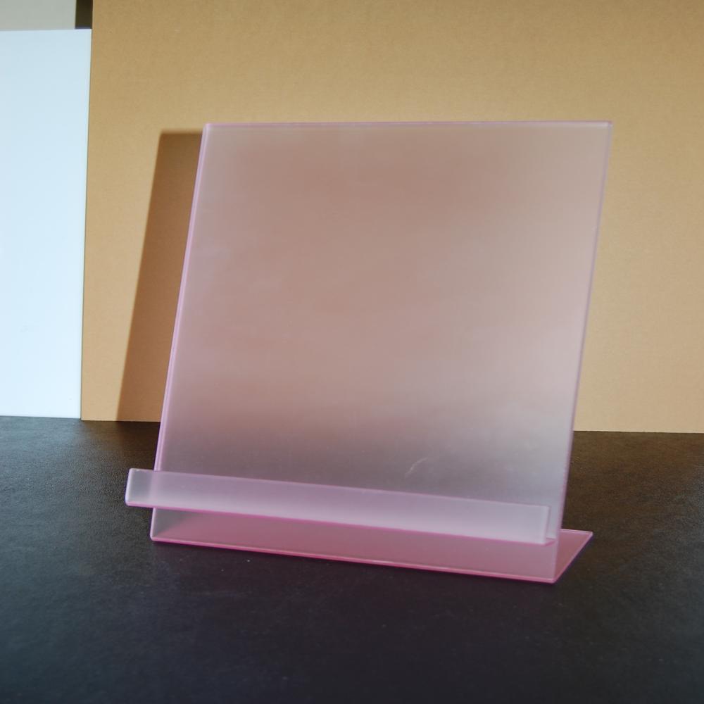 ACRYLIC L STAND