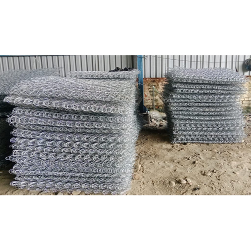 Gi Gabion Box - Galvanized Iron Wire, 12 Gauge (2.68 Mm), Silver Finish | Hexagonal Hole Shape, Polished Surface Treatment, Versatile Applications