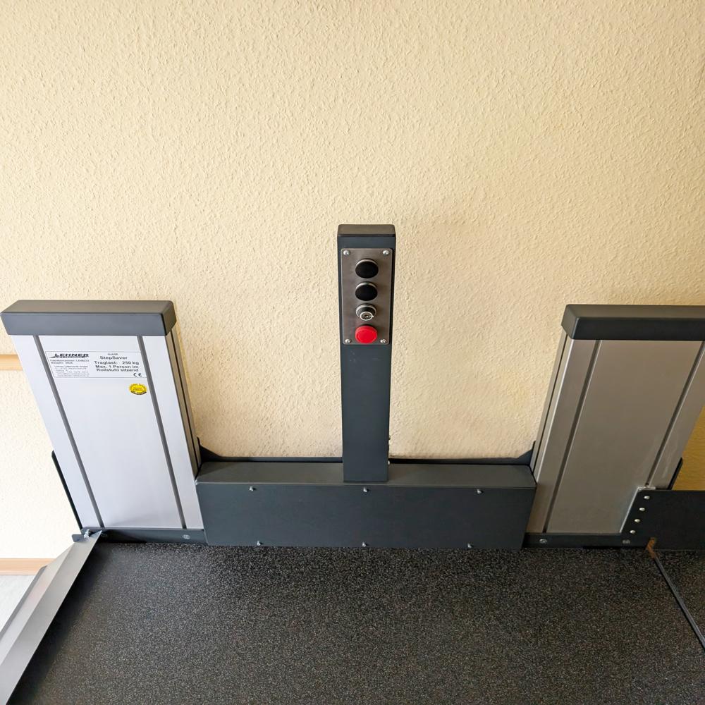 Platformlifts Step Saver For 600 Mm - Capacity: 100-200 Kg