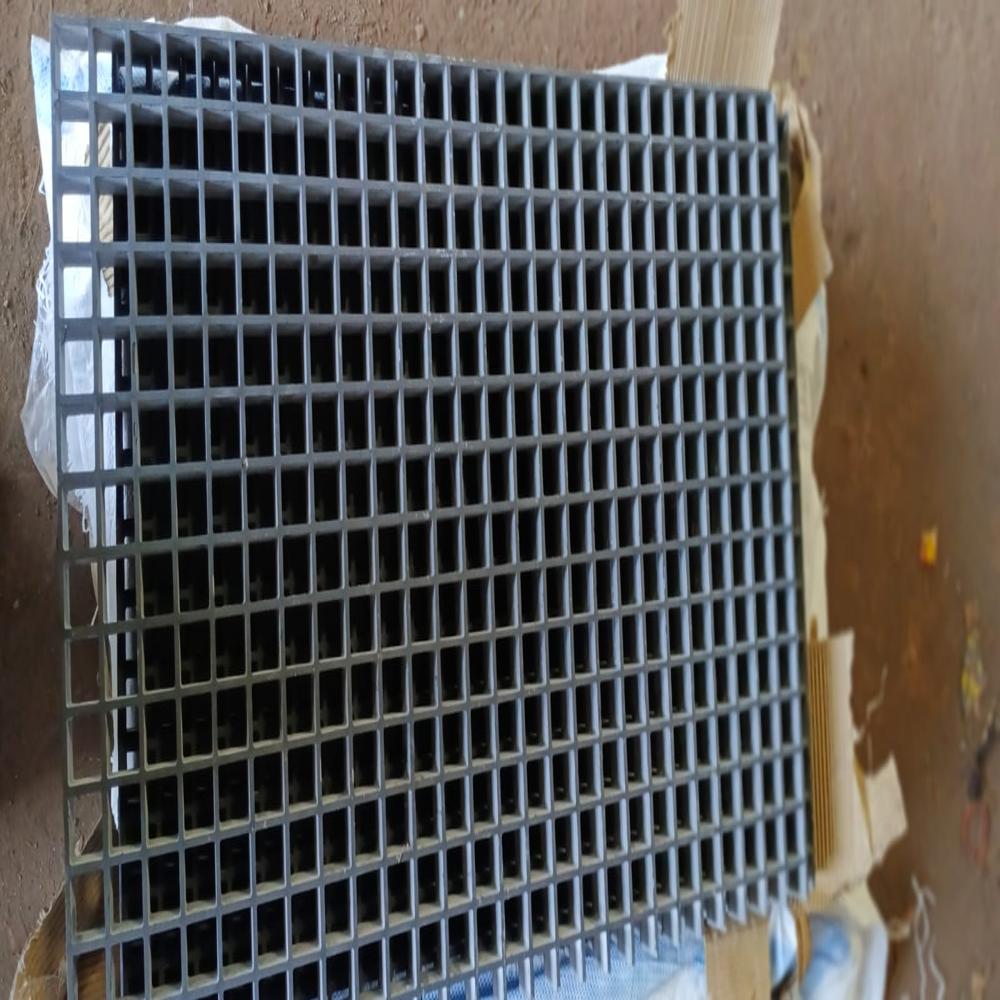 Press Locked grating