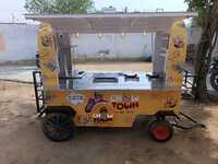 7x3 Ft Food Cart 2 Burner Dosa Tawa - Capacity: Can Serve 4-6 People At A Time At The Counter