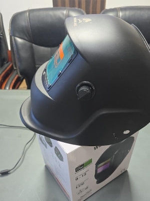 Auto Darkening Helmet